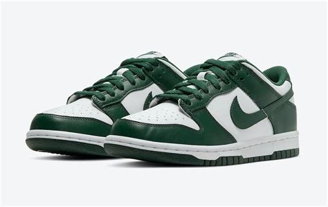 nike dunks dunkel grün|nike dunks color.